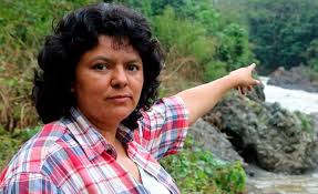 DESA pagó empresas de comunicación para crear campañas de desprestigio contra Berta Cáceres y el Copinh: GAIPE