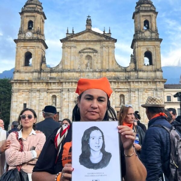 Las imágenes que dejó el acto simbólico por los 40 años del holocausto del Palacio de Justicia | Galería