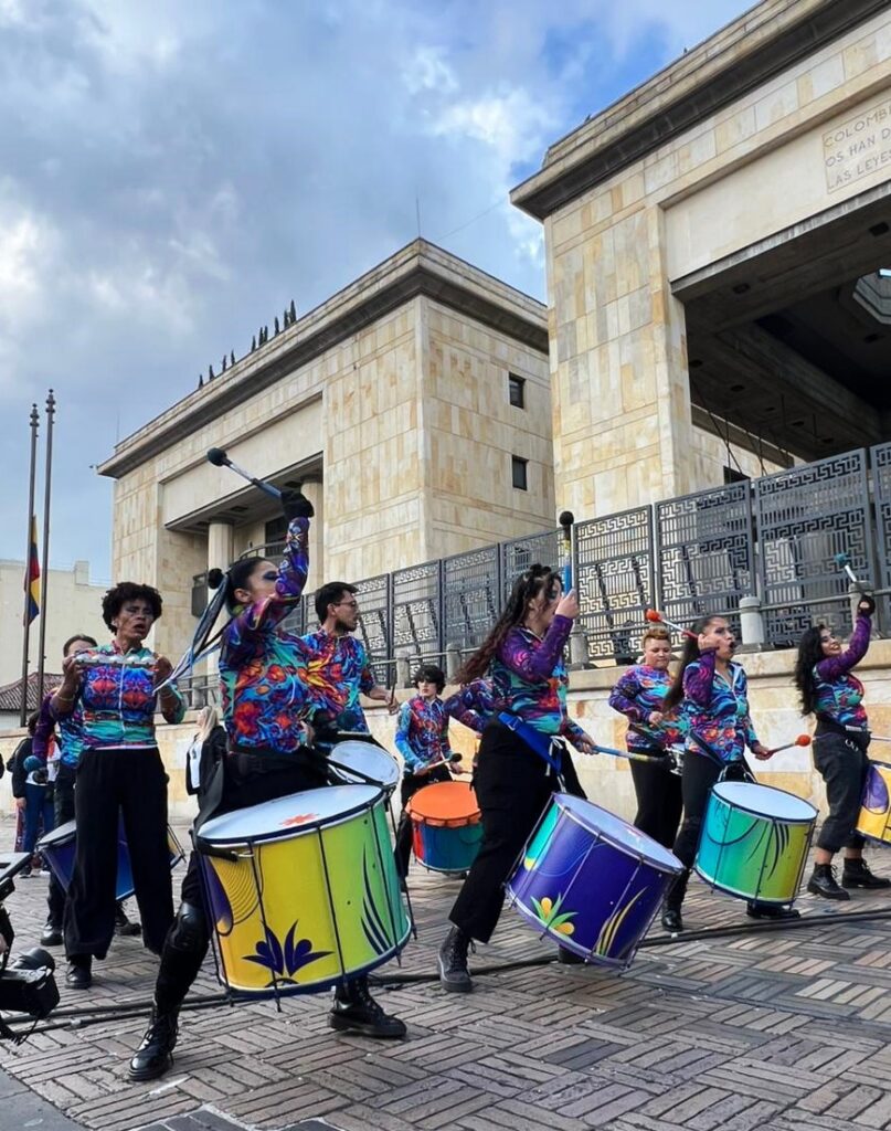 dhColombia Las imágenes que dejó el acto simbólico por los 40 años del holocausto del Palacio de Justicia | Galería Va 9
